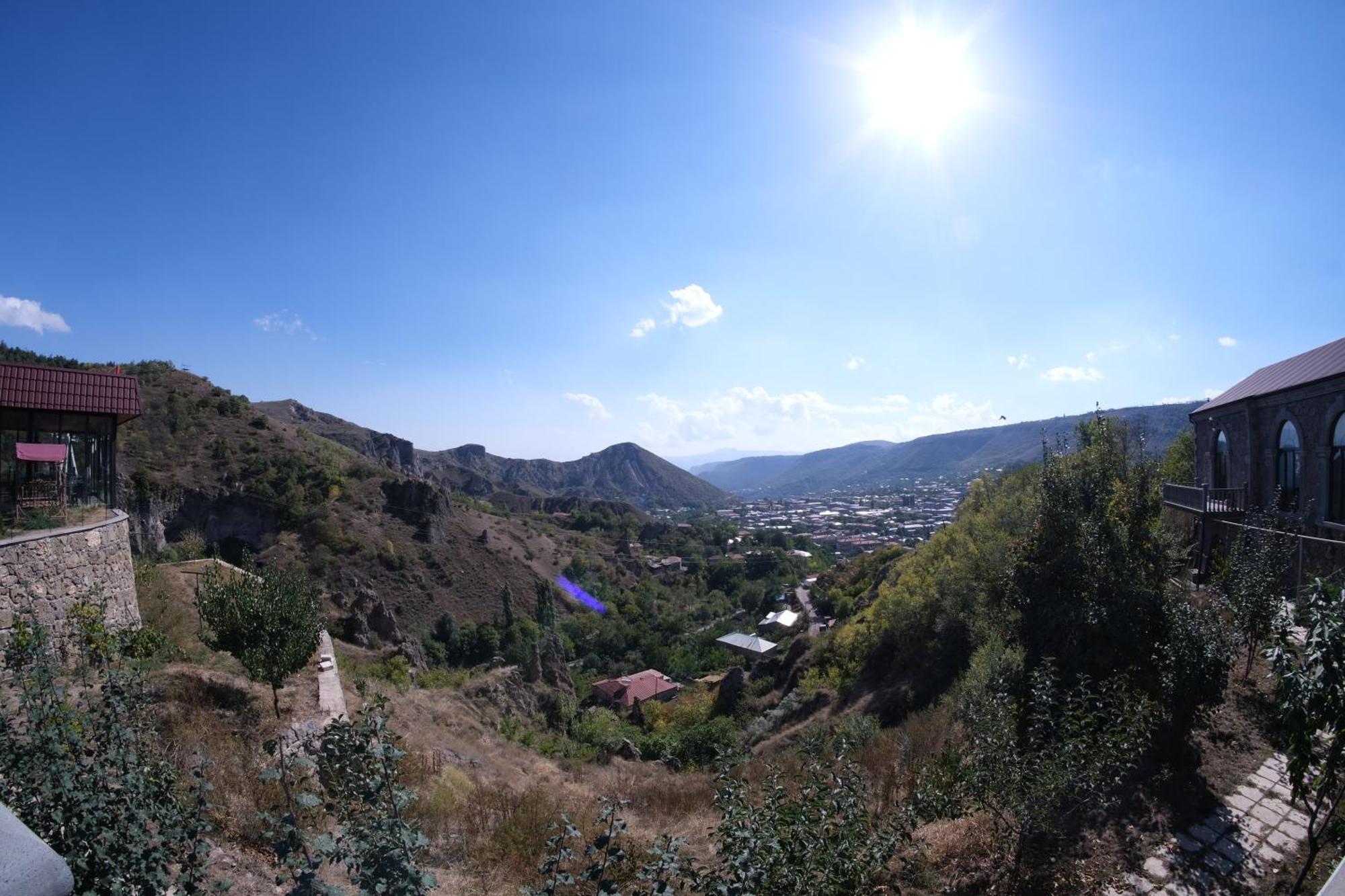 Khoreayi Dzor Goris Exterior photo